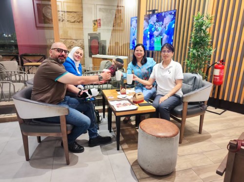 深い栽培,未来を強化する:中平技術の歴史'中東 の 産業 旅4